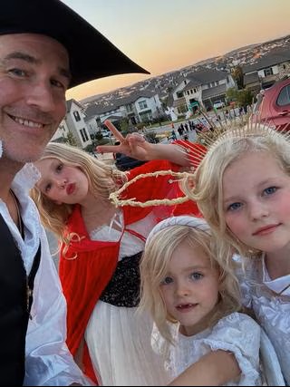 Van Der Beek was a dad of six. Picture- Instagram