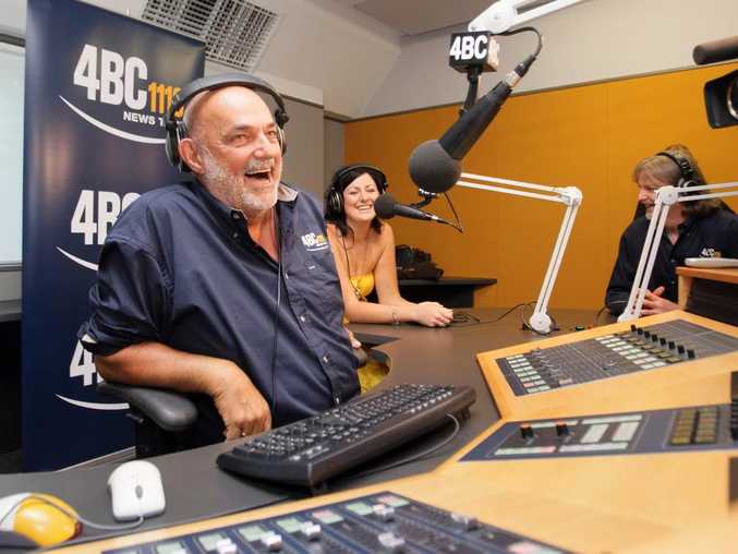 Dunn and Agro returned to breakfast radio in 2009 on station 4BC.